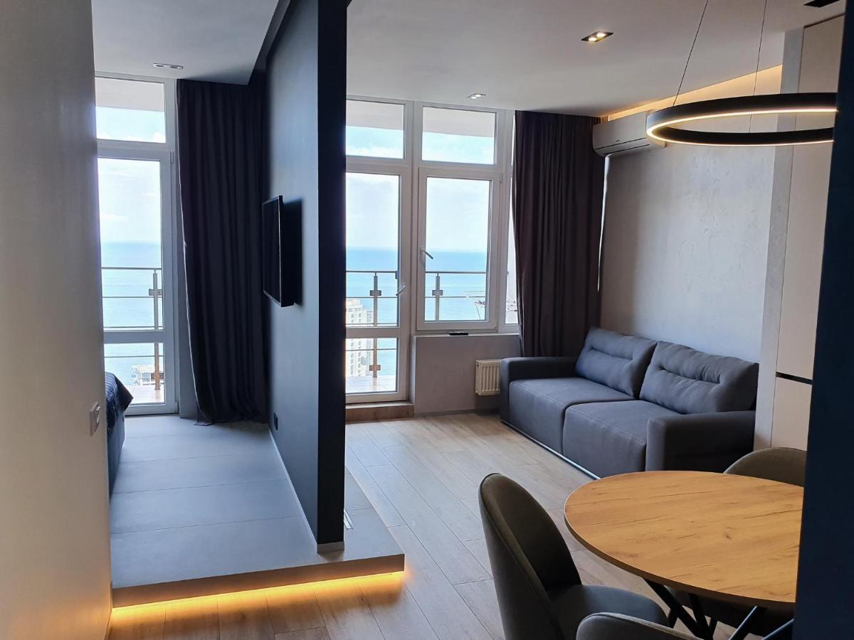 Level 24 - Sea & Sky View Apartment Odesa Exterior foto