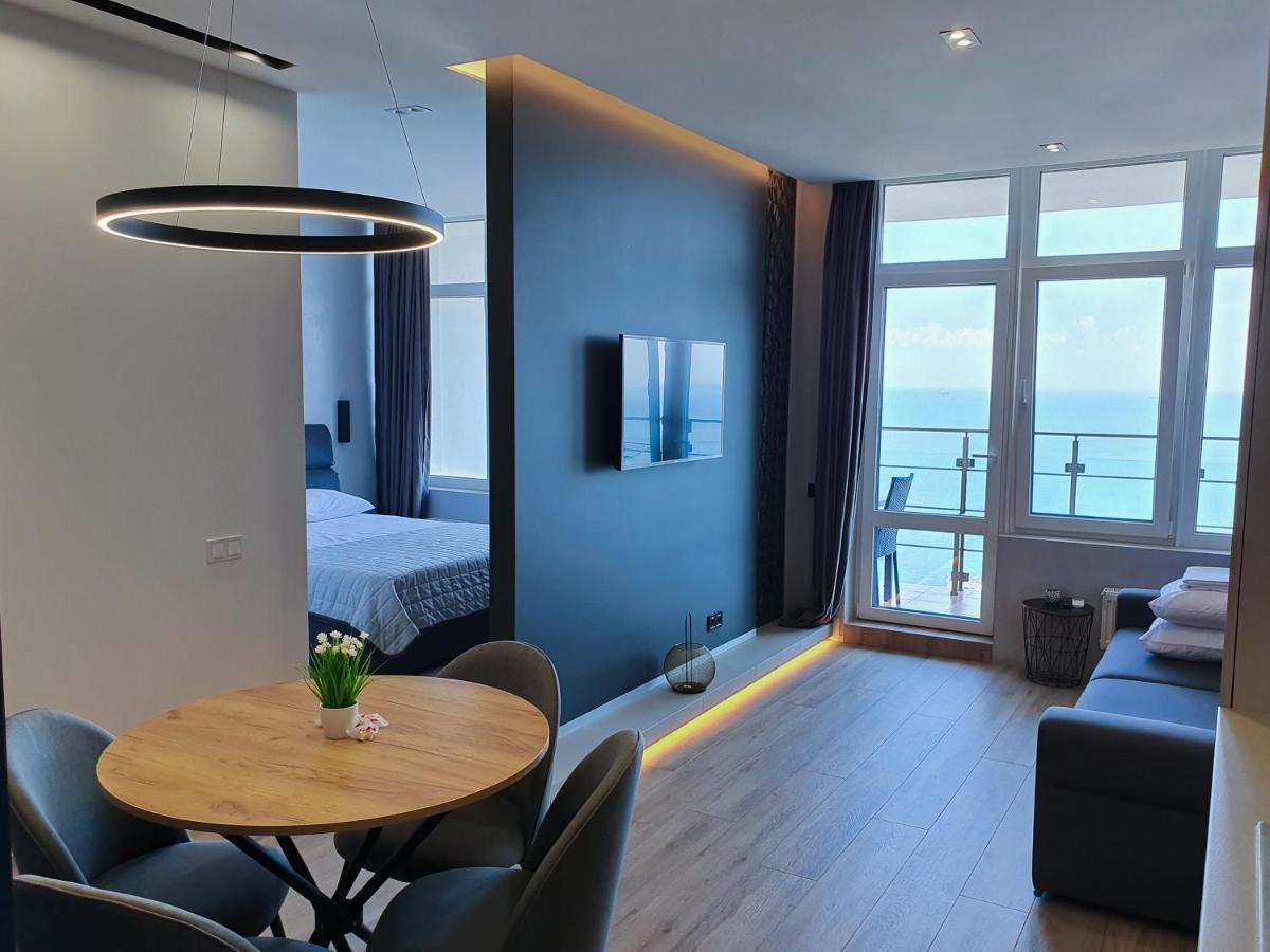 Level 24 - Sea & Sky View Apartment Odesa Exterior foto
