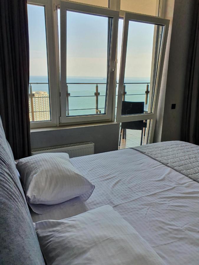 Level 24 - Sea & Sky View Apartment Odesa Exterior foto